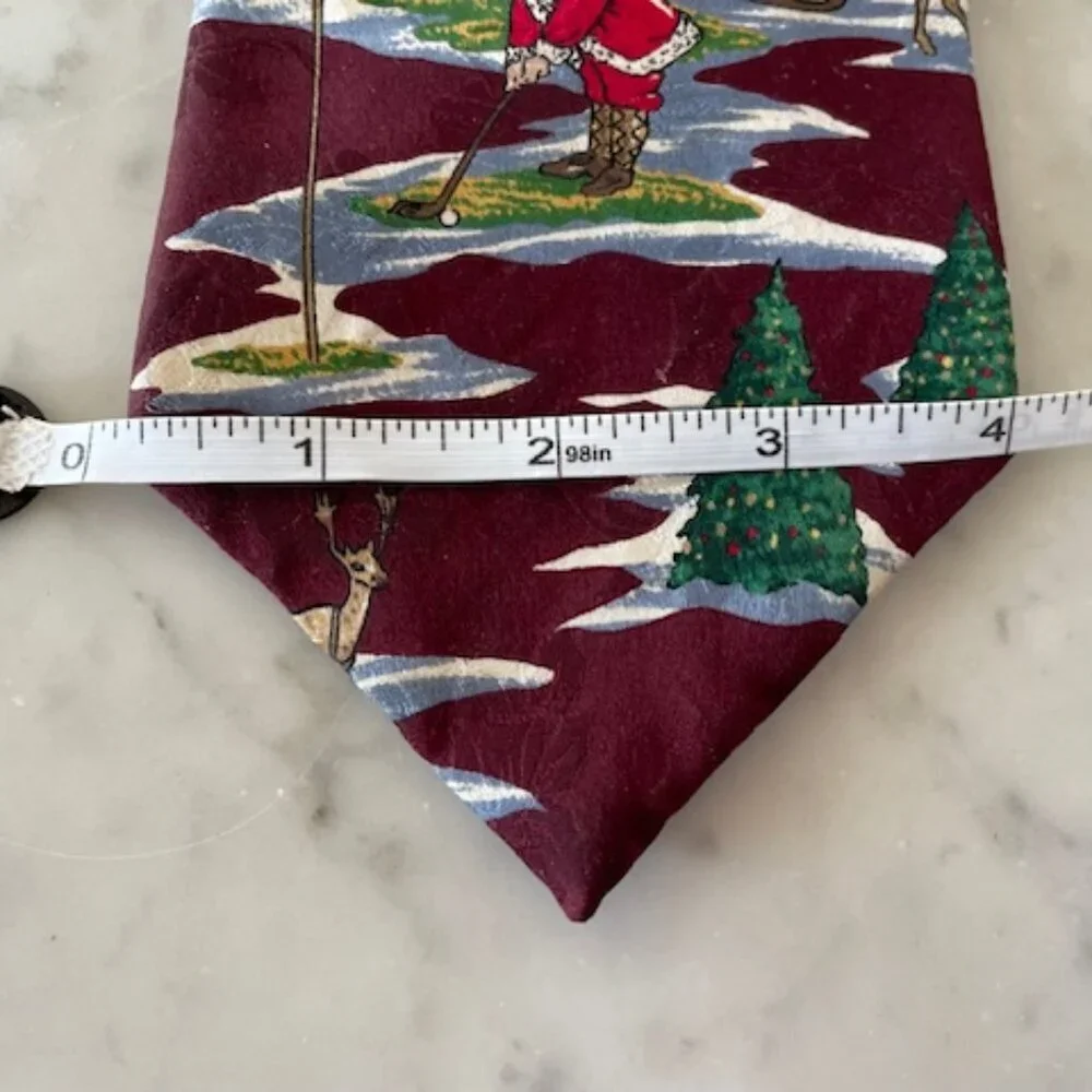 OSCAR DE LA RENTA Vintage Santa Golf Silk Tie